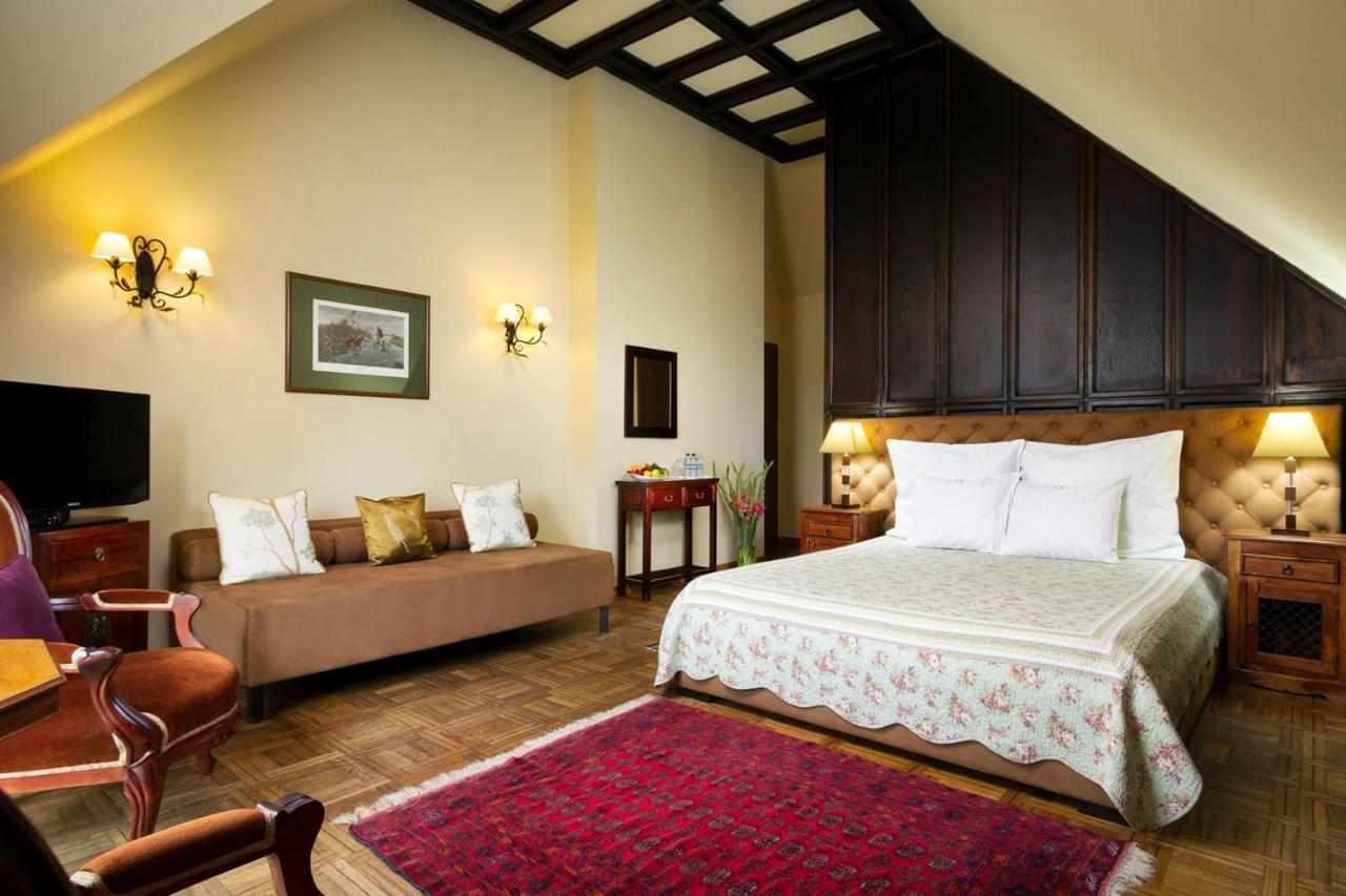 Villa Riccona Bronisze Bagian luar foto