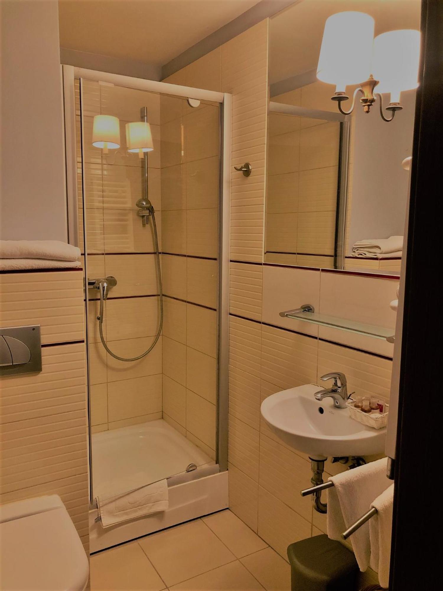 Villa Riccona Bronisze Bagian luar foto